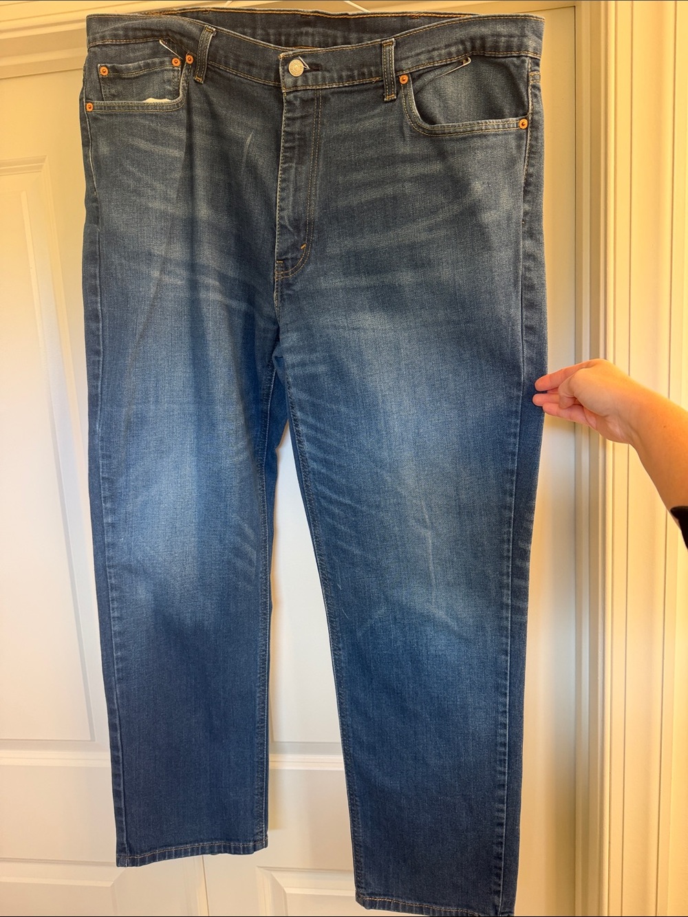 Levi's Mid Blue Relaxed Fit Jeans